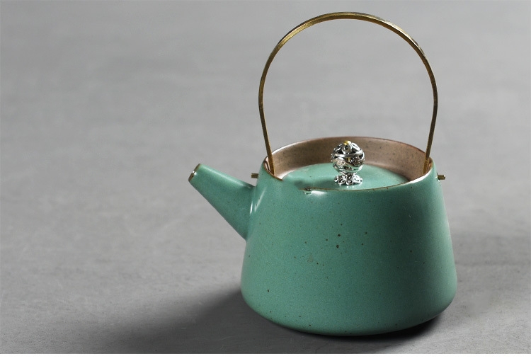 Metal Handle Ceramic Teapot4